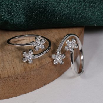 Wholesale 925 Sterling Silver czDiamond Blooming Daisy Toe Ring Supplier - 1