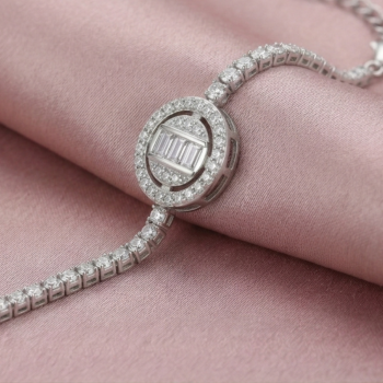 925 Sterling Silver Rhodium Plated Halo Centerpiece Tennis Bracelet Premium Jewellery for Women